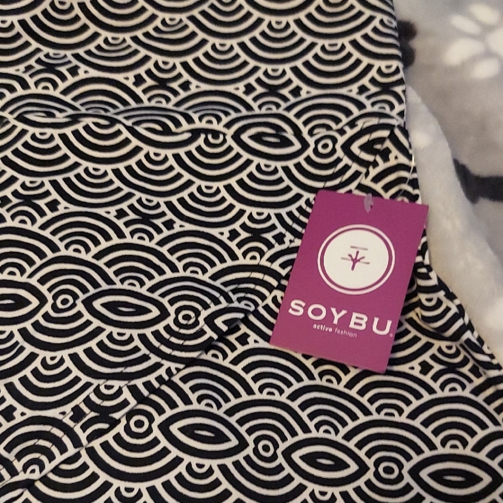 Soybu Black and White Mini Skirt for Cocktail